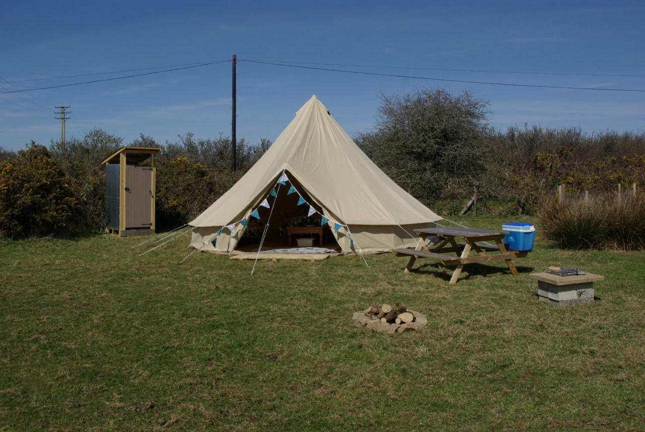 Cornish Skies Glamping Pool Exterior photo