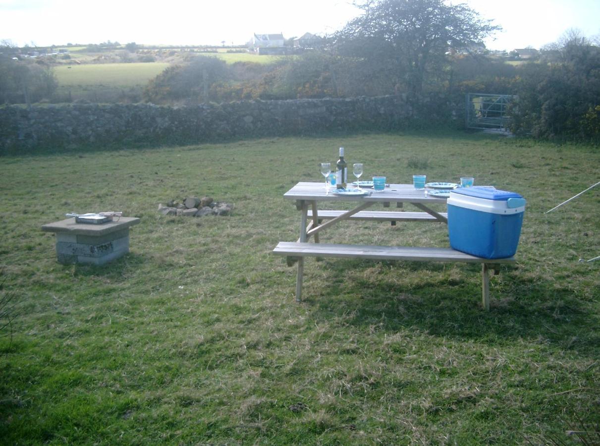 Cornish Skies Glamping Pool Exterior photo