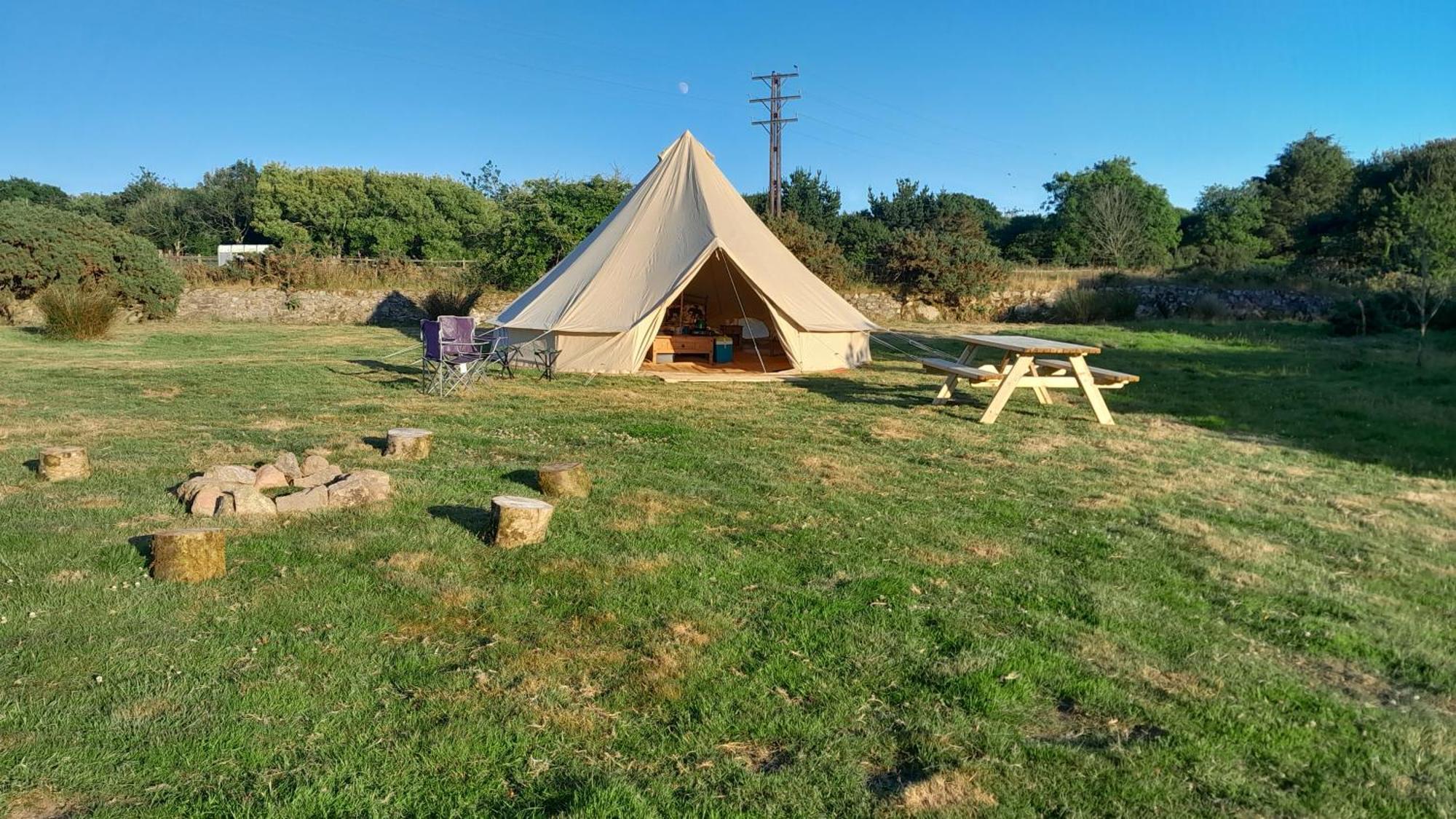Cornish Skies Glamping Pool Exterior photo