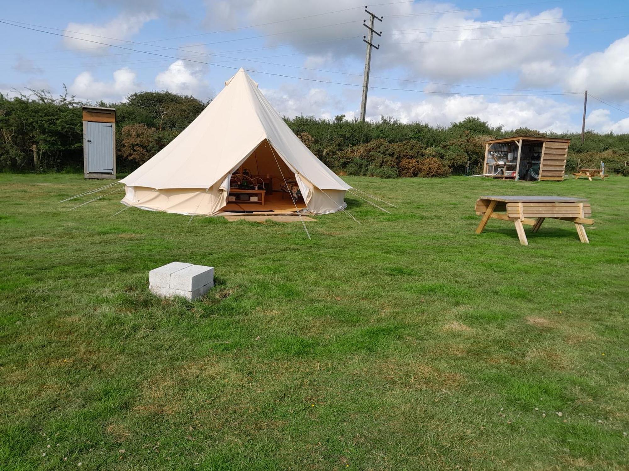 Cornish Skies Glamping Pool Exterior photo